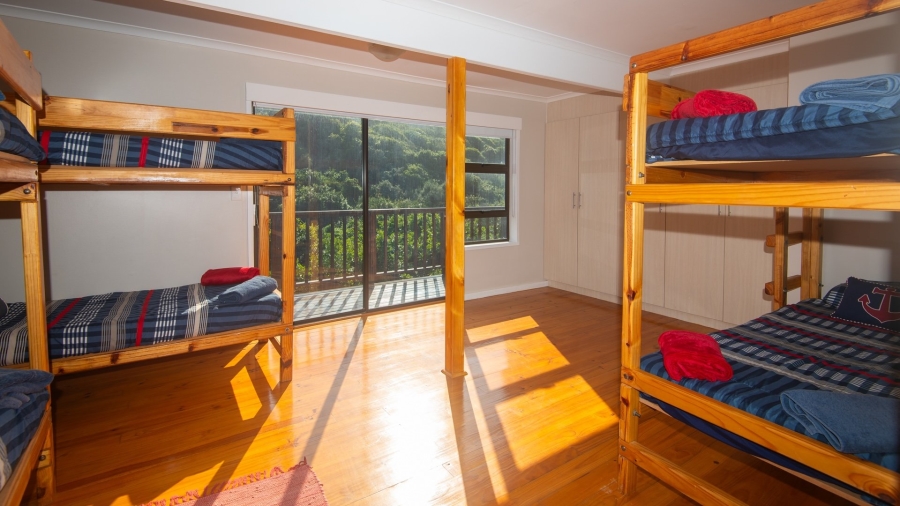 6 Bedroom Property for Sale in Nature On Sea Western Cape